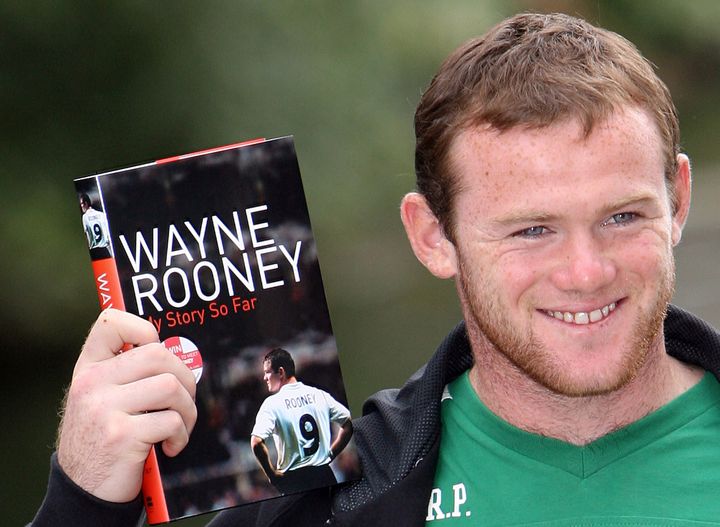 Le footballeur Wayne Rooney lors de la sortie de son autobiographie, le 10 ao&ucirc;t 2006. (PAUL ELLIS / AFP)