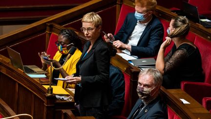 La députée Clémentine Autain, à l'origine du texte de loi sur l'endométriose, le 29 septembre 2020. (XOSE BOUZAS / HANS LUCAS / AFP)