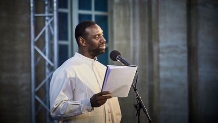 Omar Sy lit "Frère&nbsp; d'âme" au Festival d'Avignon (CHRISTOPHE RAYNAUD DE LAGE)