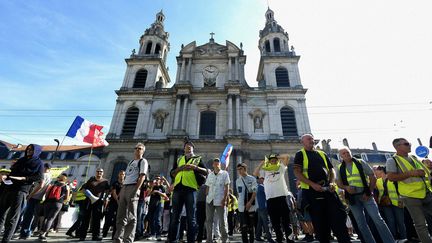 Des manifestants lors d'un rassemblement de "gilets jaunes" à Nancy (Meurthe-et-Moselle), le 14 septembre 2019.&nbsp; (JEAN-CHRISTOPHE VERHAEGEN / AFP)