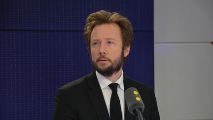 Boris Vallaud, député des Landes et porte-parole du groupe Nouvelle Gauche. (JEAN-CHRISTOPHE BOURDILLAT / RADIO FRANCE)