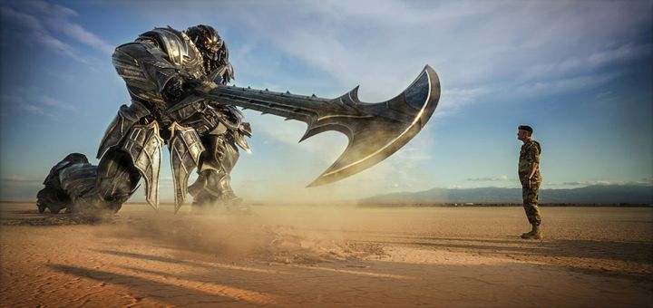 "Transformers - The Last Knight" de Michael Bay
 (Paramount Pictures. All Rights Reserved. HASBRO, TRANSFORMERS, and all related characters are trademarks of Hasbro. © 2017 Hasbro. All Rights Reserved.)