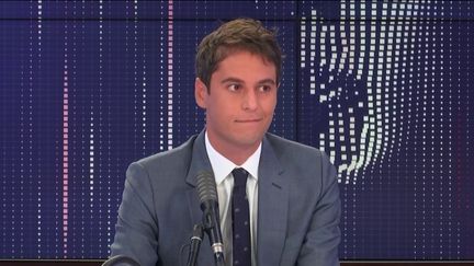 Gabriel Attal,&nbsp;porte-parole du gouvernement, était l'invité du "8h30 franceinfo", mardi 1er septembre 2020.&nbsp; (FRANCEINFO / RADIOFRANCE)