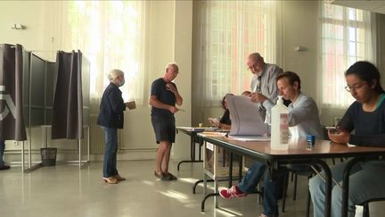 Législatives 2022 : les votants se sont rendus aux urnes pour le premier tour des élections