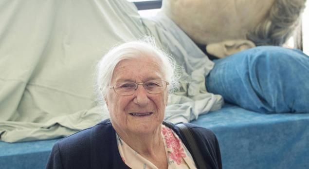 &nbsp; (Catherine Levrel, 86 ans, a inspiré le personnage de la grand-mère du spectacle Royal de luxe © Philippe Renault/Maxppp)