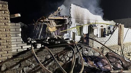 Une maison détruite à Zaporijjia (Ukraine), le 9 avril 2023. (Ukrainian Presidential Chief of Staff Andriy Yermak / AFP)