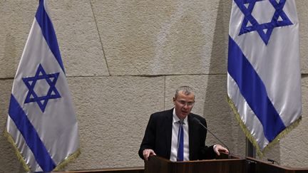 Le ministre israélien de la Justice, Yariv Levin, lors d'une session du Parlement national le 24 juillet 2023. (RONALDO SCHEMIDT / AFP)