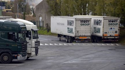 Des v&eacute;hicules du&nbsp;Mory Ducros, le 22 novembre 2013, &agrave; Rennes (Ille-et-Vilaine). (DAMIEN MEYER / AFP)