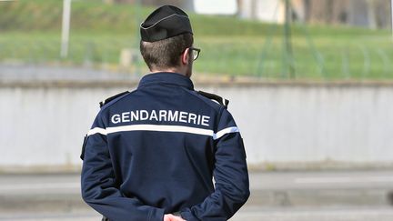 La voisine du père, qui a accueilli les enfants abandonnés par leurs parents, a alerté les gendarmes.&nbsp; (PASCAL PAVANI / AFP)