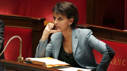 La porte-parole du gouvernement&nbsp;Najat Vallaud-Belkacem, le 4 d&eacute;cembre 2013 &agrave; l'Assembl&eacute;e nationale (Paris). ( CHARLES PLATIAU / REUTERS)