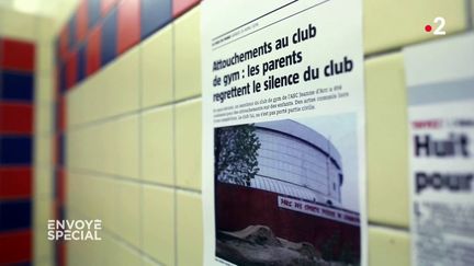 Envoyé spécial. Silence dans les vestiaires