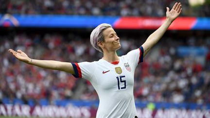 La Coupe du monde féminine de football a sa star avec Rapinoe la rebelle