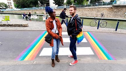 Marame et Erwan co-créateurs de l'association "Queer Pantin"&nbsp;en Seine-Saint-Denis. (BENJAMIN ILLY / FRANCE-INFO)