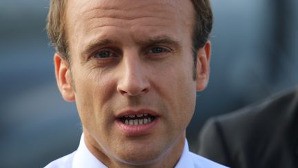 JO-2024 : depuis le Guadeloupe, Macron remercie le CIO et la délégation française