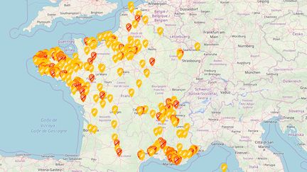 Capture d'écran de la carte des pénuries d'essence, le 4 décembre 2018.&nbsp; (PENURIE.MON-ESSENCE.FR)