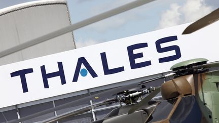 Thales a sign&eacute; un contrat de 140 millions d'euros pour la fourniture de mat&eacute;riels de communication &agrave; l'Angola. (CHRISTOPHE LEHENAFF / AFP)