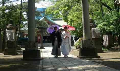 Deux&nbsp;Japonaises en tenue traditionnelle (DR)