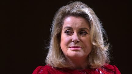 Les robes de Catherine Deneuve aux enchères