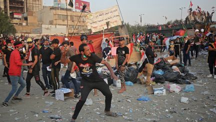 Des manifestants à Badgad, en Irak, le 3 novembre 2019. (AHMAD AL-RUBAYE / AFP)