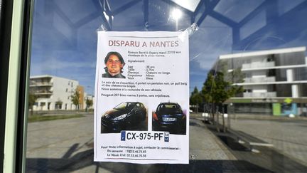 Affiche placardée à Nantes suite à la disparition de Romain Barré en octobre 2016 (FRANCK DUBRAY / MAXPPP)