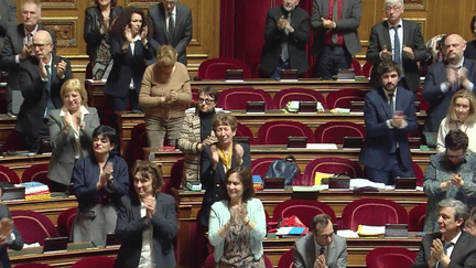 Élections sénatoriales : une chambre haute légèrement rajeunie et féminisée (FRANCEINFO)