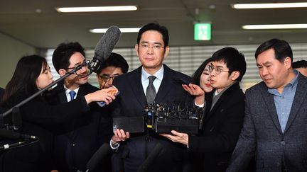 Le vice-président de Samsung,&nbsp;Lee Jae-yong, le 13 février 2017 à Séoul (Corée du Sud). (JUNG YEON-JE / AFP)