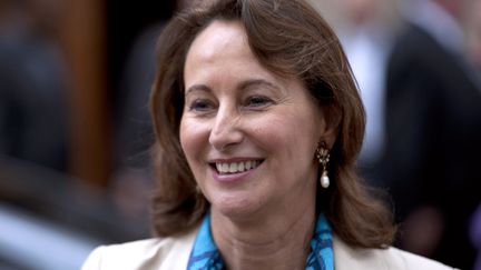 S&eacute;gol&egrave;ne Royal, quitte le QG de campagne de Fran&ccedil;ois Hollande, &agrave; Paris, le 9 mai 2012. (FRED DUFOUR / AFP)