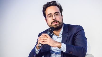 Mounir Mahjoubi lors d'une conférence à l'ESCP à Paris, le 10 avril 2019. (AMAURY BLIN / HANS LUCAS)