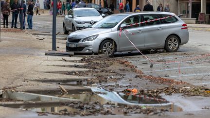 Les dégâts après les inondations dans le centre-ville d'Annonay (Ardèche), le 18 octobre 2024. (BERTRAND RIOTORD / MAXPPP)