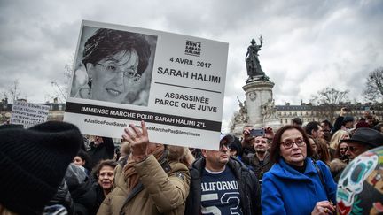 Une manifestation place de la République à Paris pour demander la tenue d'un procès pour meurtre dans l'affaire de la mort de Sarah Halimi, le 5 janvier 2020. (MAXPPP)