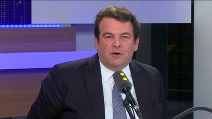 Thierry Solère,&nbsp;porte-parole de François Fillon, invité de franceinfo lundi 30 janvier 2017 (RADIO FRANCE / FRANCEINFO)