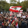 Des manifestants réunis place de la République à Paris en soutien au Liban, le 29 septembre 2024. (IAN LANGSDON / AFP)