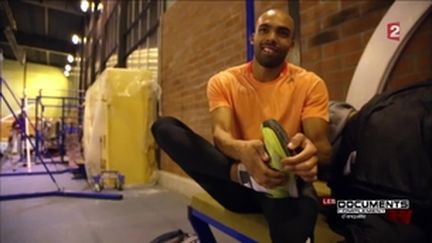 Gaël Quérin, champion aux&nbsp;baskets trouées (FRANCE 2 / FRANCETV INFO)