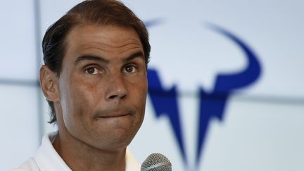 Rafael Nadal lors de la conférence de presse d'annonce de son forfait à Roland-Garros, le 18 mai 2023. (MAXPPP)