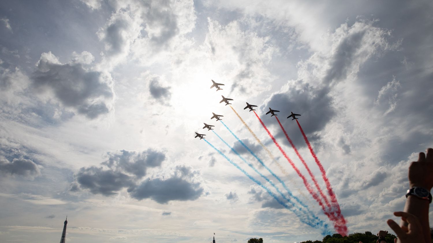 athletes from the French teams will parade for the first time Archysport