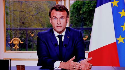 Le président de la République Emmanuel Macron, s'est exprimé lundi à 20 heures après la promulgation de la réforme des retraites. (LUDOVIC MARIN / AFP)