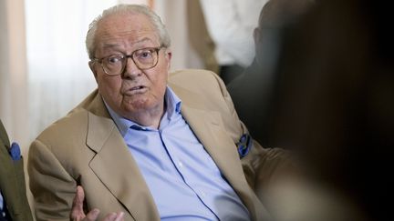 Jean-Marie Le Pen, cofondateur du FN, le 28 septembre 2016, lors d'une conférence de presse, à Mormant (Seine-et-Marne). (GEOFFROY VAN DER HASSELT / AFP)