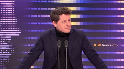 Julien Bayou,&nbsp;député Europe Ecologie Les Verts (EELV) de Paris, sur franceinfo, vendredi 10 mars 2023. (FRANCEINFO / RADIOFRANCE)