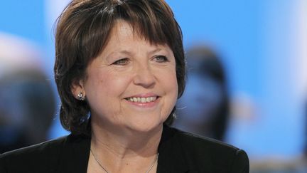 Martine Aubry sur le plateau du "Grand journal" de Canal+, le 14 octobre 2011. (PATRICK KOVARIK / AFP)