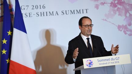 François Hollande lors d'une conférence de presse en marge du sommet du G7 à Ise-Shima (Japon), vendredi 27 mai 2016. (STEPHANE DE SAKUTIN / AFP)