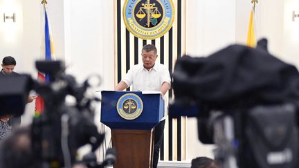 Le ministre de la Justice philippin, Jesus Crispin Remulla, s'adresse aux médias à Manille (Philippines), le 7 février 2023 (NORIAKI SASAKI / YOMIURI / AFP)