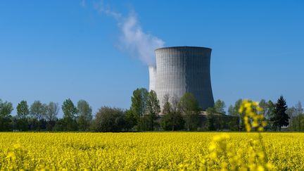 La centrale nucl&eacute;aire de&nbsp;Saint-Laurent-des-Eaux (Cher). (GUILLAUME SOUVANT / AFP)