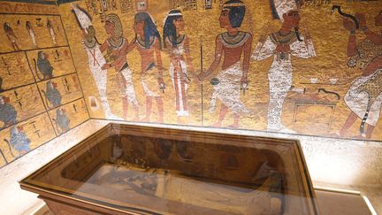 Le sarcophage du pharaon Toutankhamon (1332-1323 av JC) dans la Vallée des rois, en Egypte.
 (MOHAMED EL-SHAHED / AFP)