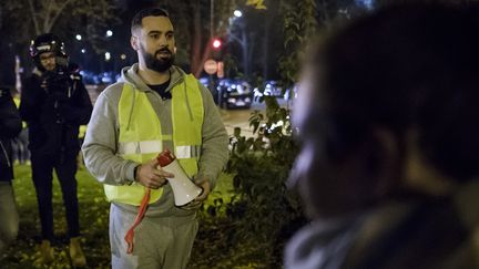 Éric Drouet le 17 novembre&nbsp;2018 à Paris. (CHRISTOPHE PETIT TESSON / EPA)