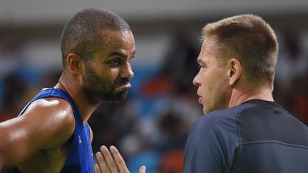 Le basketteur français Tony Parker ne jouera plus sous les couleurs de l'équipe de France, éliminée par l'Espagne en quarts de finale des JO de Rio, le 17 août 2016. (MARK RALSTON / AFP)