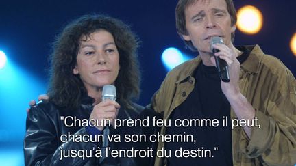 Lorsqu'elle est &agrave; terre, elle en profite pour enregistrer "Flo", un duo avec Pierre Bachelet en 1989. "C&rsquo;&eacute;tait beaucoup plus dur que traverser l&rsquo;Atlantique", plaisante-t-elle quelques ann&eacute;es plus tard, sur Canal+. (T.F.1-SUREAU / SIPA)