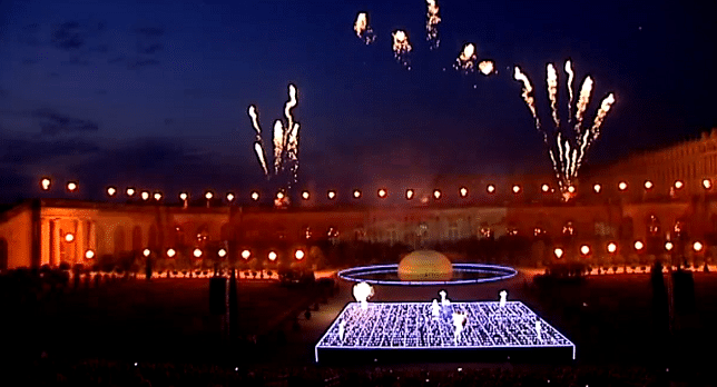 L'embrasement du château de Versailles
 (France 3)