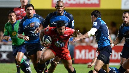 Smith (Toulon) cerné par les Montpelliérains (BORIS HORVAT / AFP)