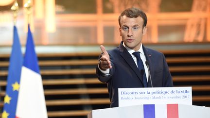 Le président de la République, Emmanuel Macron, lors d'un discours sur la politique de la ville, le 14 novembre 2017 à Tourcoing (Nord).&nbsp; (FRANCOIS LO PRESTI / AFP)