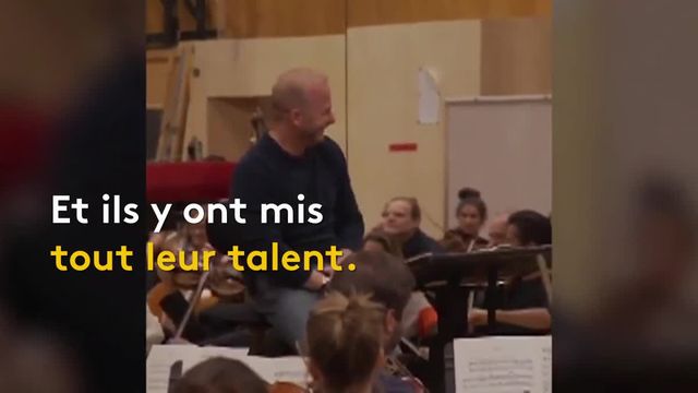 Video Un Chef D Orchestre Surpris Par Ses Musiciens Pour Son Anniversaire